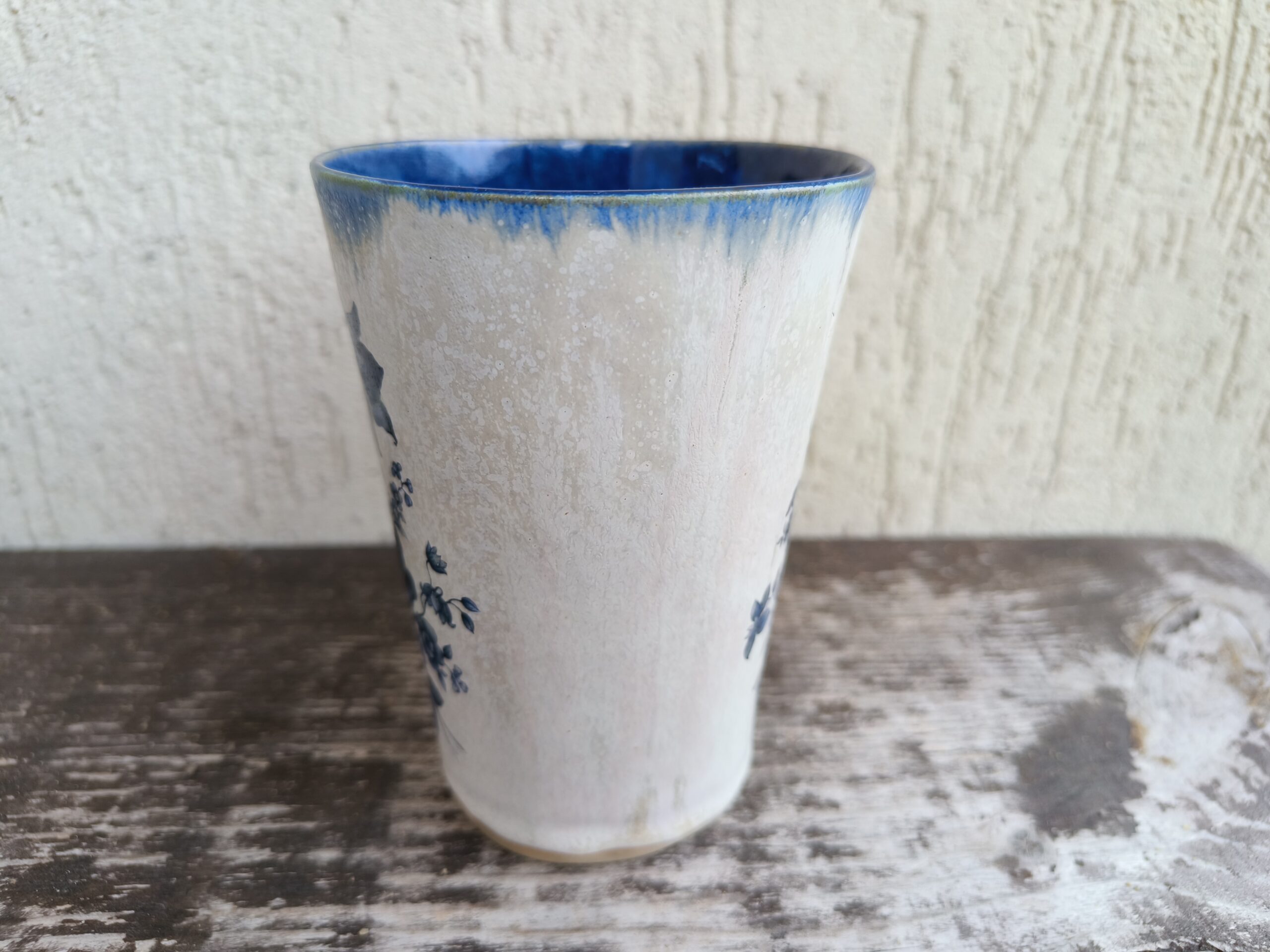 Sinine lilledega tass - Image 7