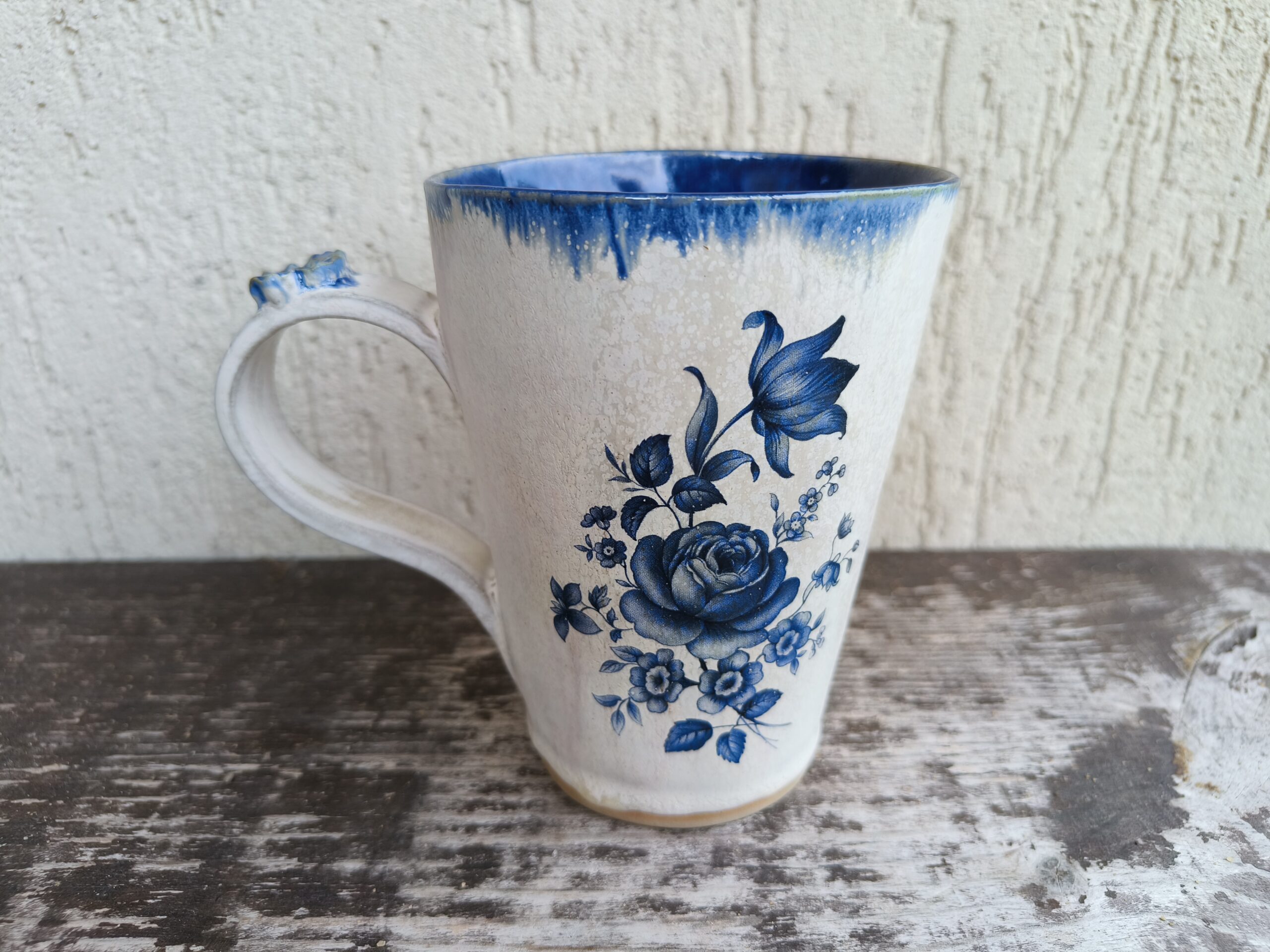 Sinine lilledega tass - Image 8