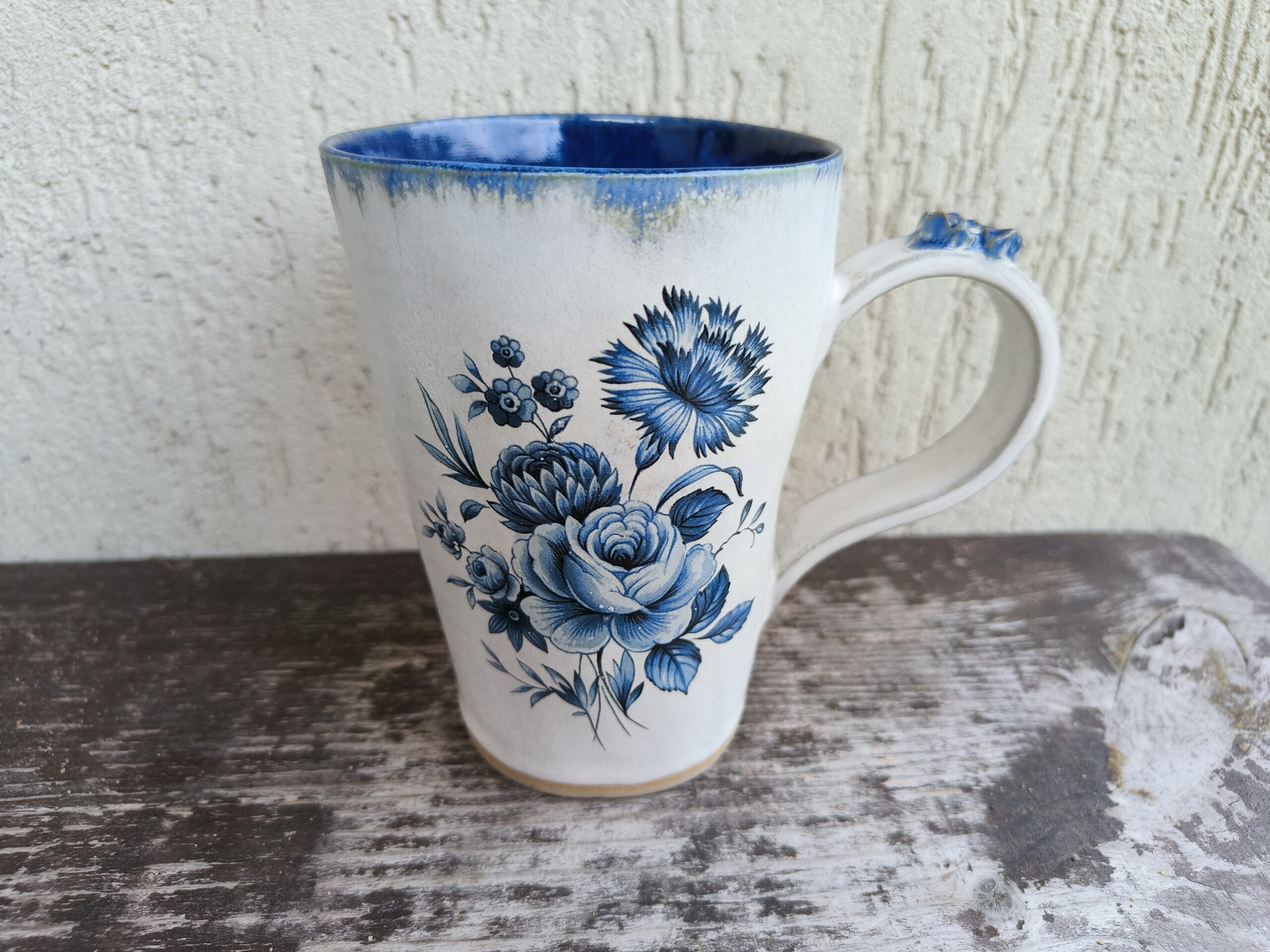 Sinine lilledega tass - Image 6