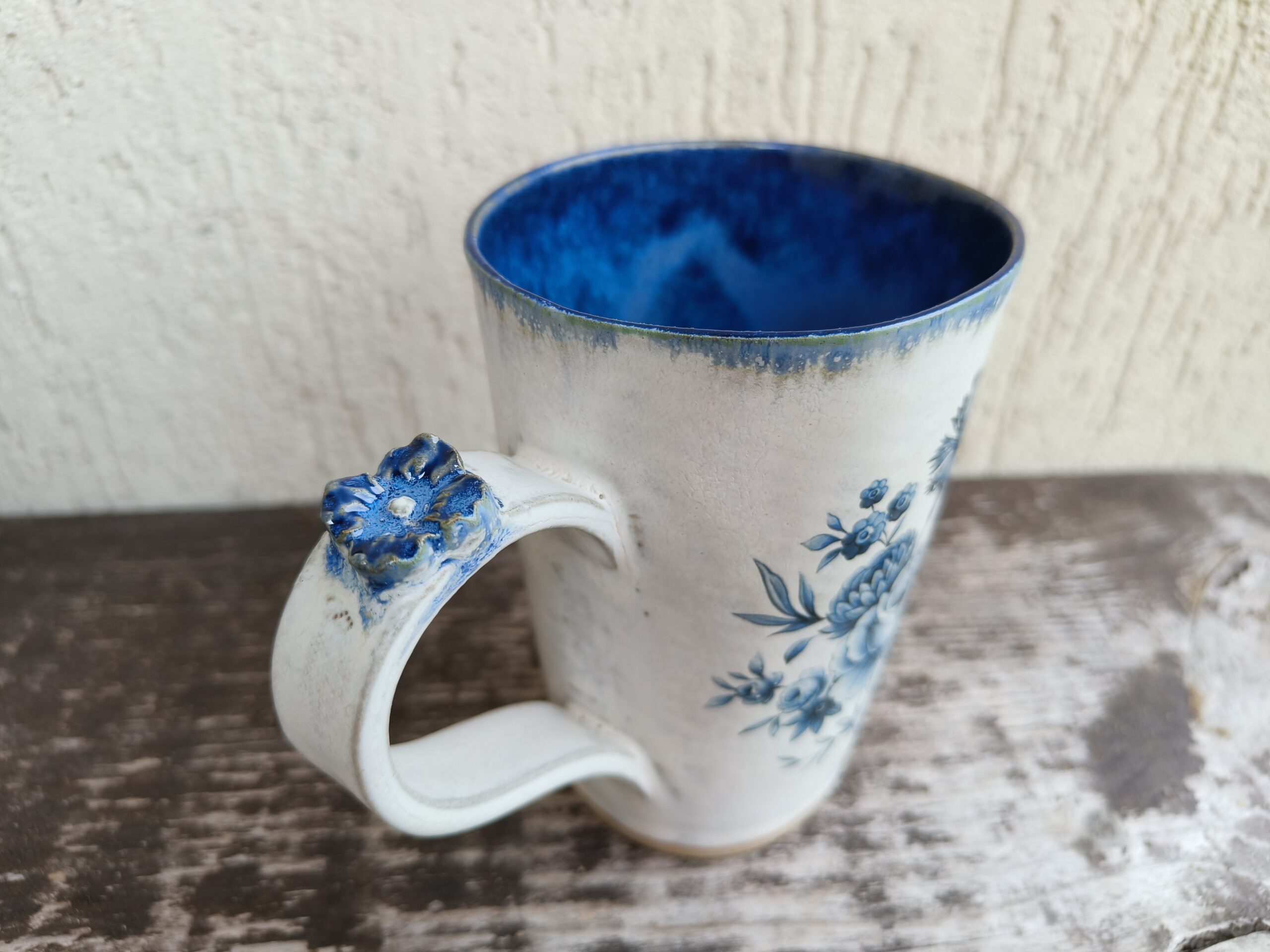 Sinine lilledega tass - Image 9