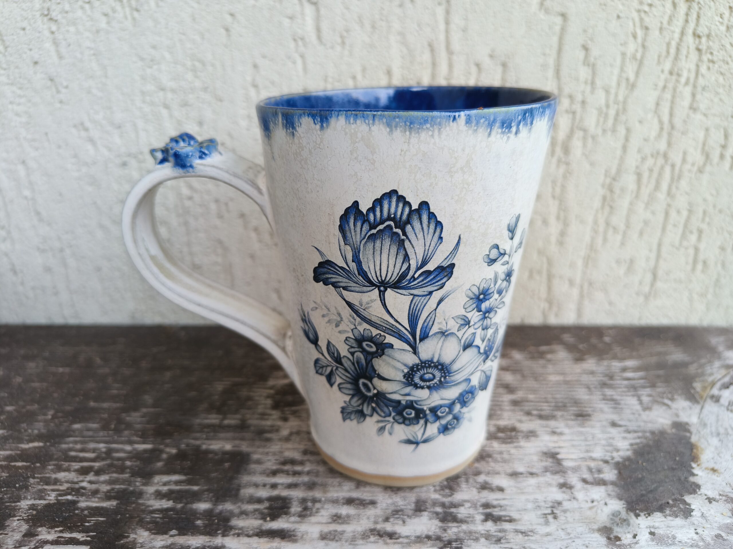 Sinine lilledega tass - Image 8