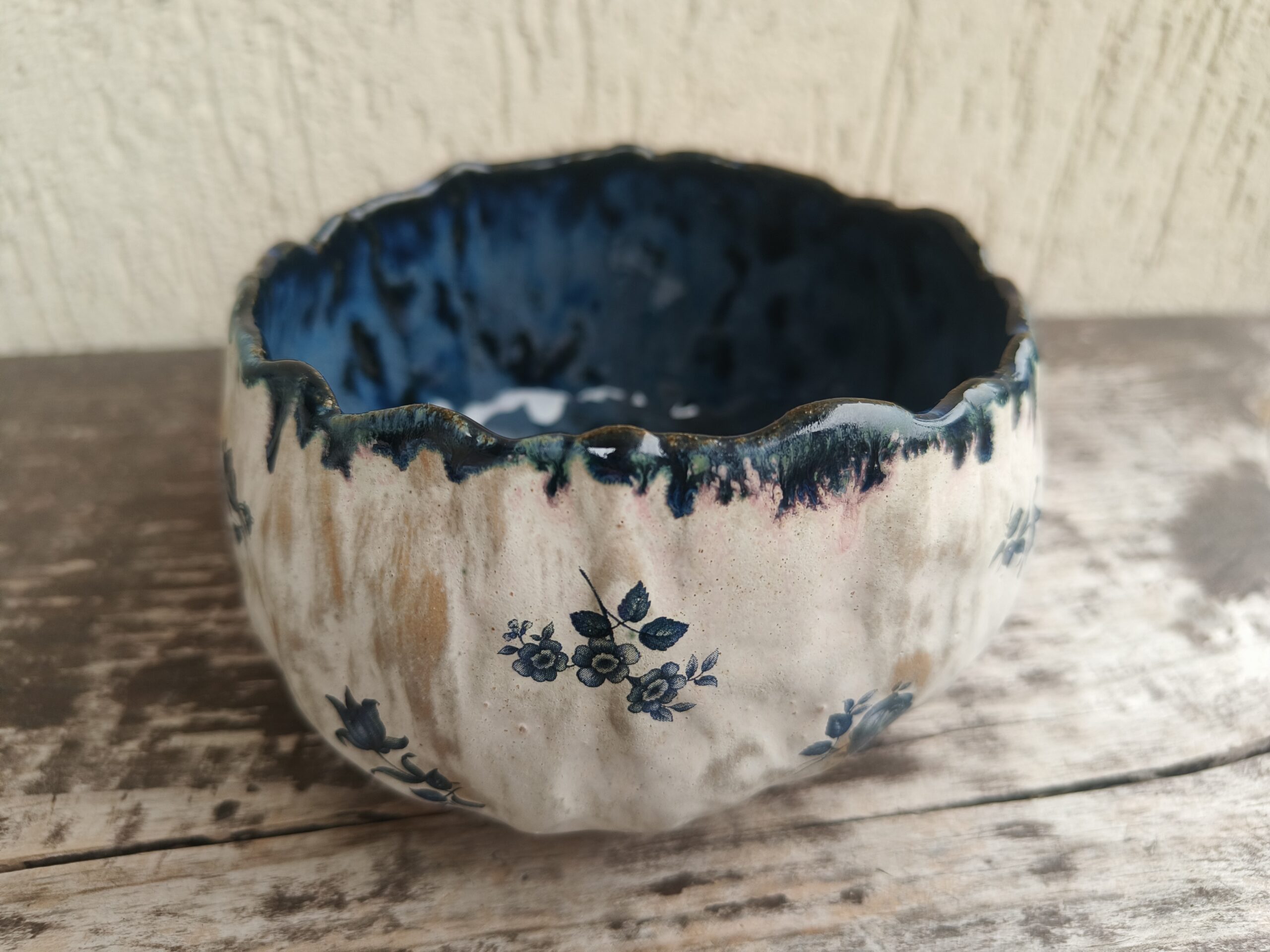 Sinine lillekestega kauss - Image 5