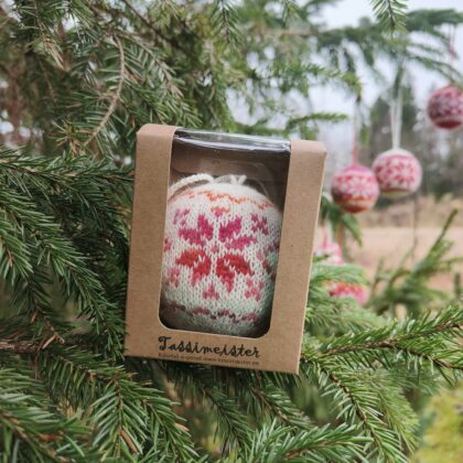 Kinkekarp jõulukuulidele